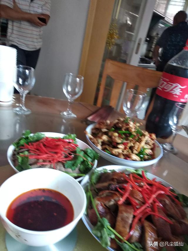 有夫之妇们（有夫之妇们有求必应）
